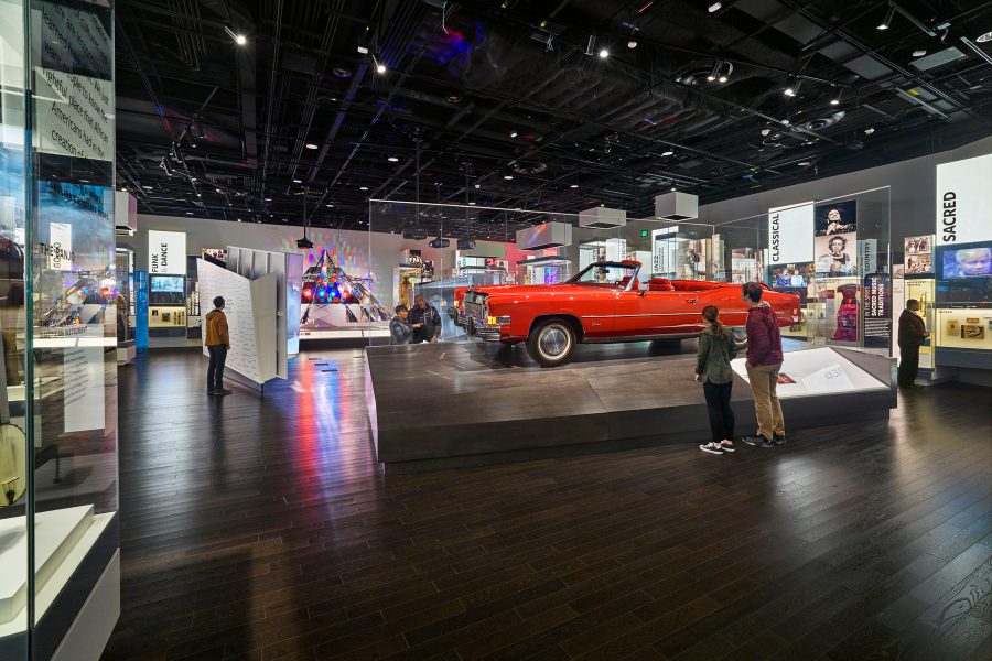 NMAAHC's Musical Crossroad exhibit 